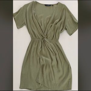 & Other Stories Olive Mini dress US 0
